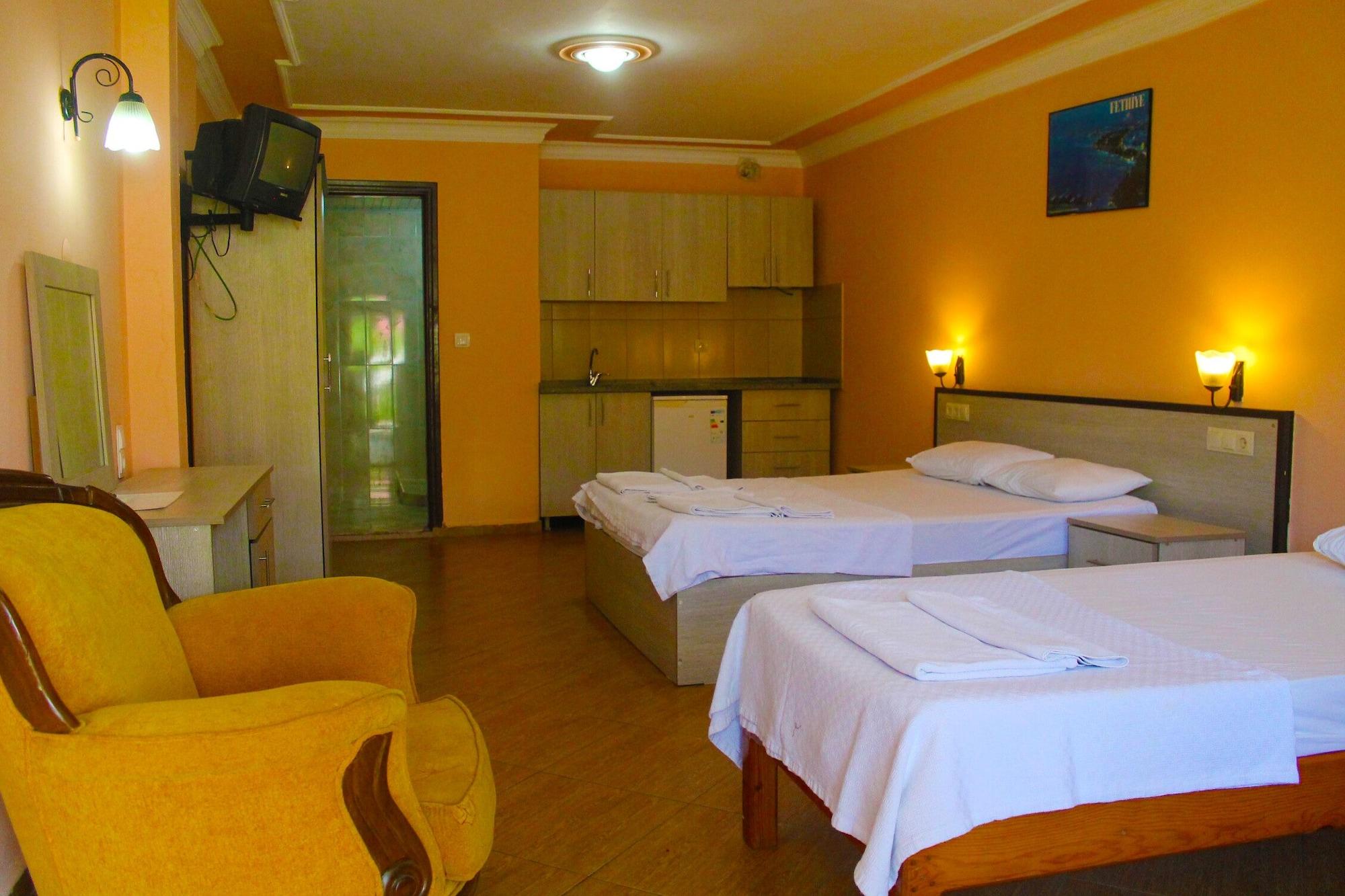 Carmina Hotel Ölüdeniz Esterno foto
