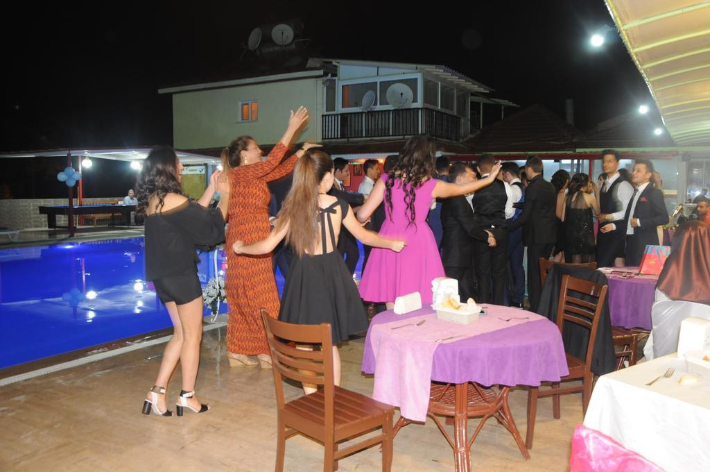 Carmina Hotel Ölüdeniz Esterno foto