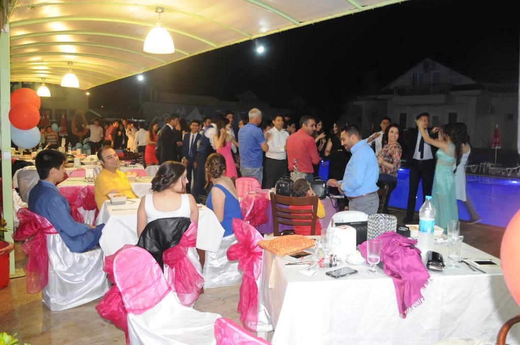 Carmina Hotel Ölüdeniz Esterno foto