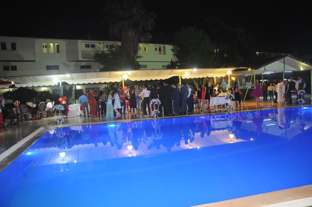 Carmina Hotel Ölüdeniz Esterno foto