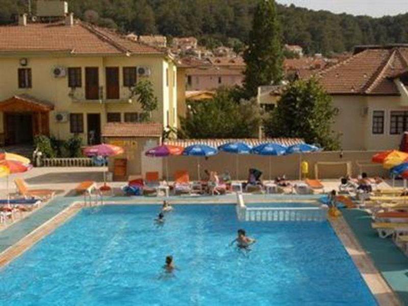 Carmina Hotel Ölüdeniz Esterno foto
