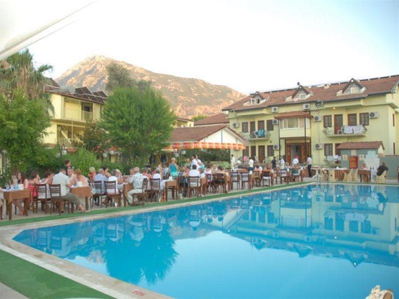 Carmina Hotel Ölüdeniz Esterno foto