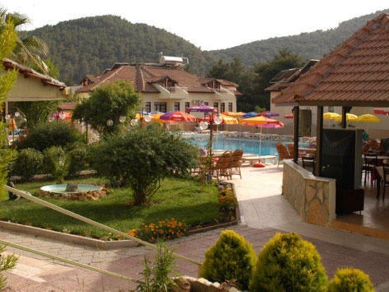 Carmina Hotel Ölüdeniz Esterno foto